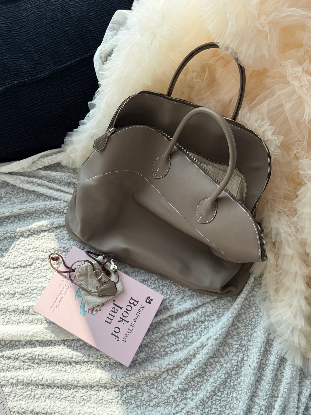 Hermes Elephant Gray Handbag relax45