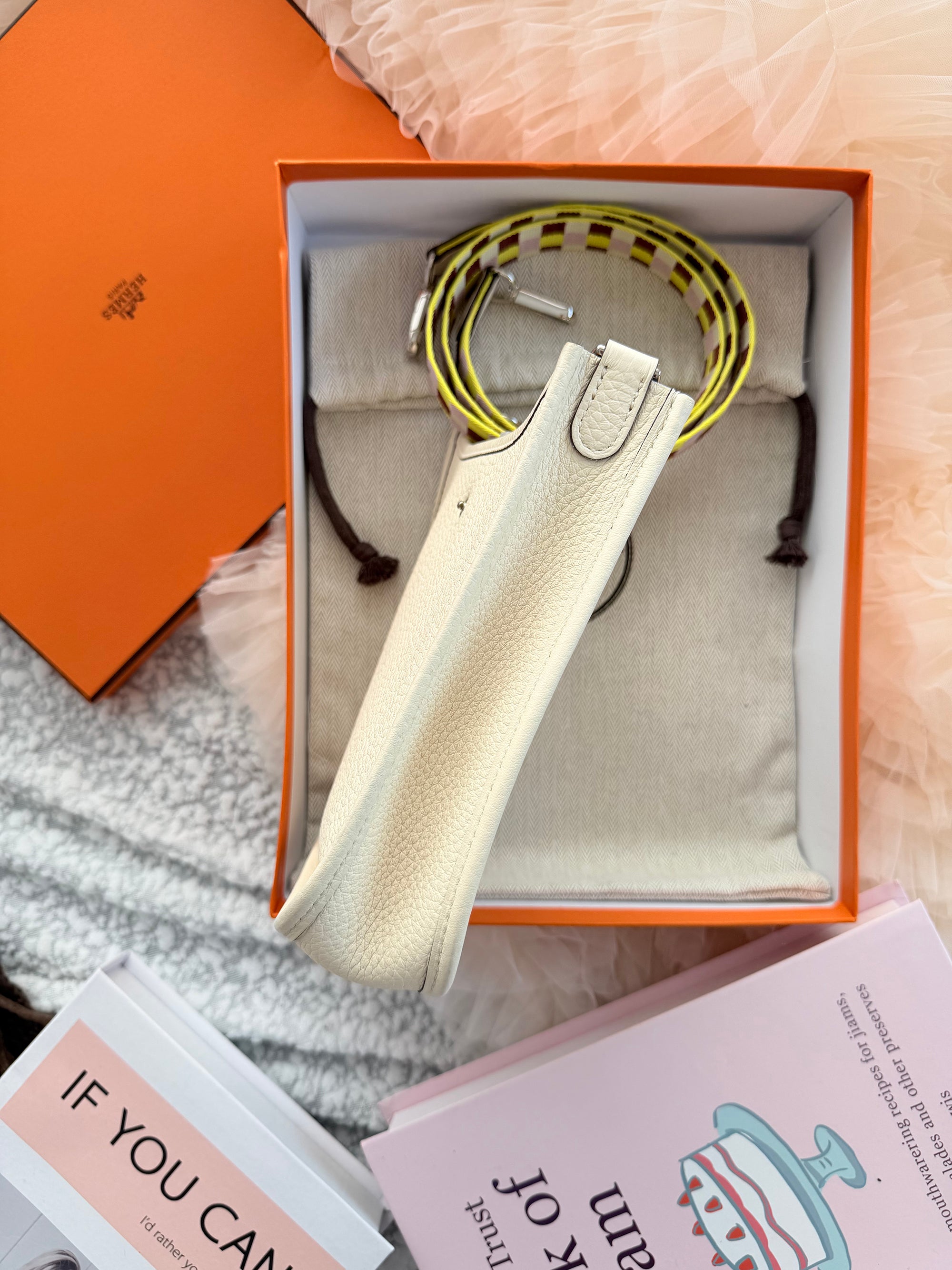 Hermès Evelyne Shoulder Bag in Nata Togo Leather mini Size