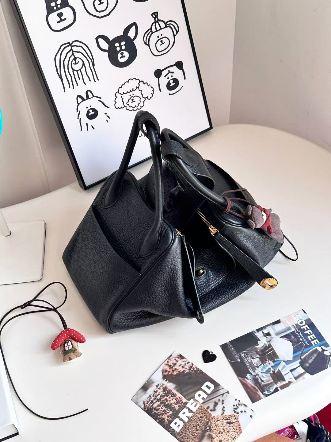 Hermes Lindy 30 black and gold