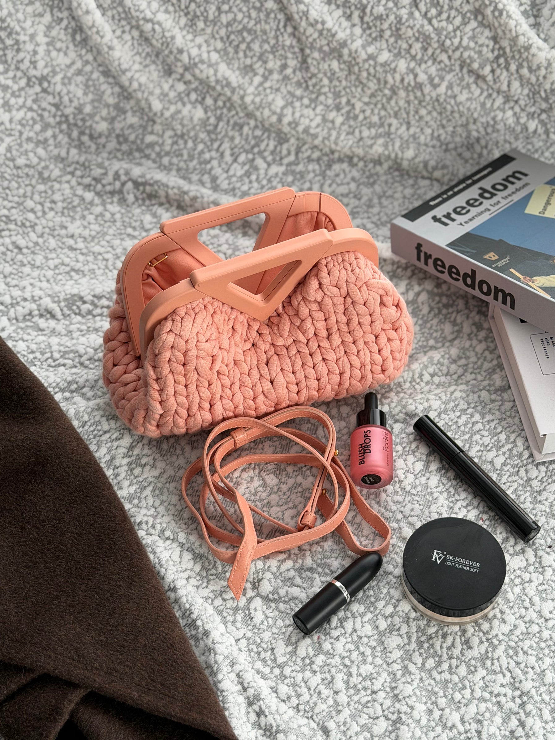 Bottega Veneta Pink Knitted Shoulder Bag with Acrylic Handles