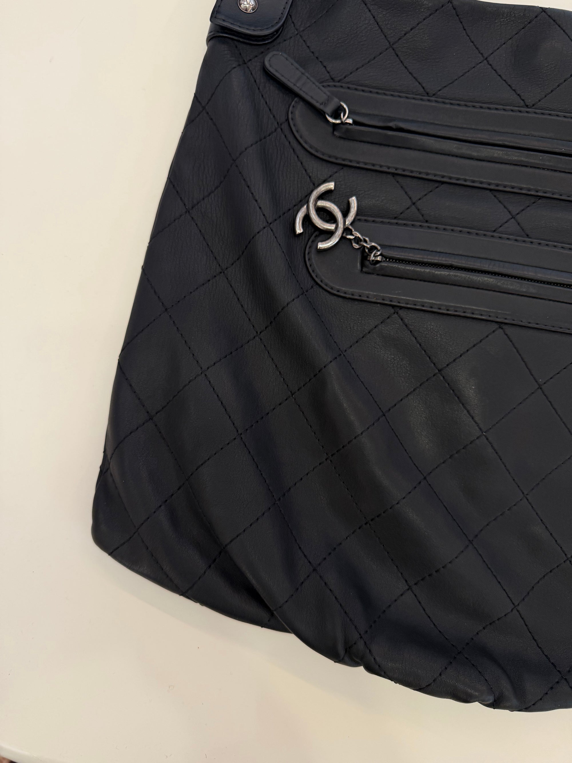 Chanel Vintage Calfskin Shoulder Bag in Black and Silver