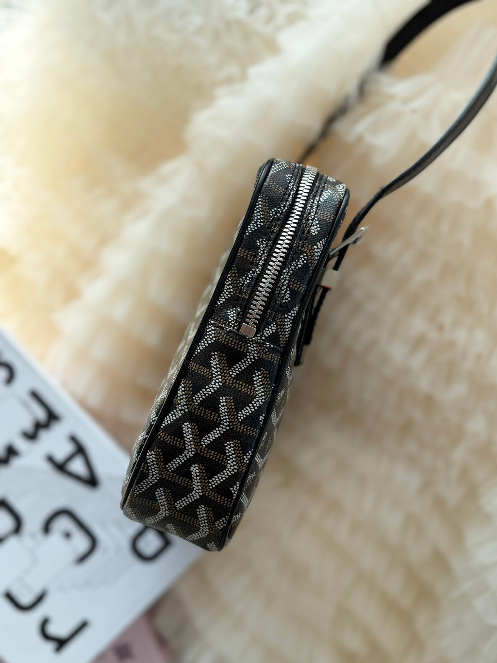 Goyard Classic Monogram Tofu Shoulder Bag