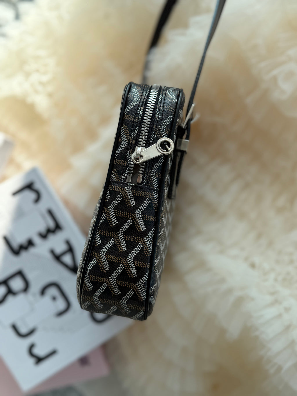 Goyard Classic Monogram Tofu Shoulder Bag