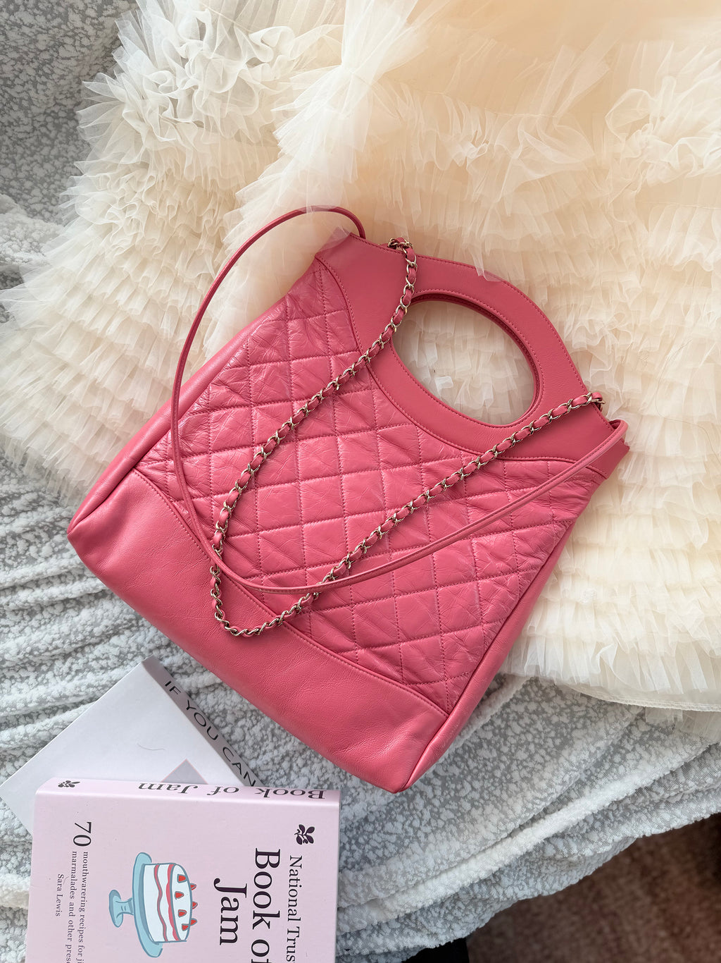 Chanel 31 Bag Small pink one, in Excellent Condition